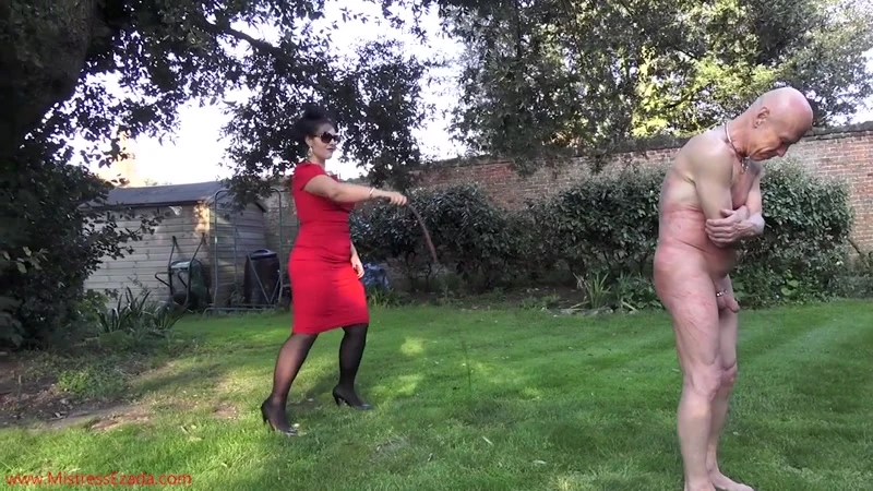 Ezada Sinn with The crushing bites of My snake whip HD  (2023 | Mp4)