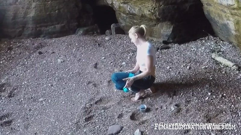 Chimera Bondage – Lucy Lauren in jeans outdoor tape bondage HD  (2023 | Mp4)