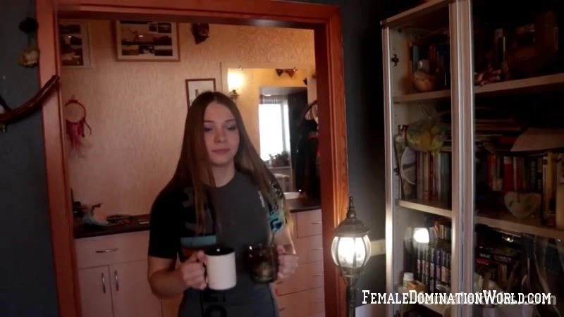 Female Kicks – Stacy Visits Her Friend with Stacy HD  (2023 | Mp4)