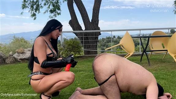 Fucking fat bitch outdoor with Evil Woman HD  (2024 | MPEG-4)