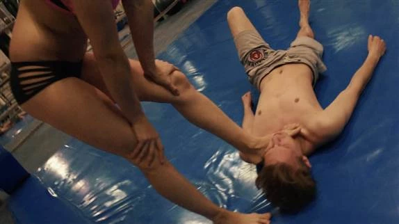 Ten Toes Kimbra Mixed Wrestling Zone HD  (2024 | MPEG-4)