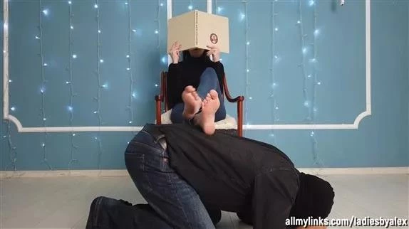 Girl's Foot Play On My Back - Ladies by Alex FullHD  (2025 | MPEG-4)