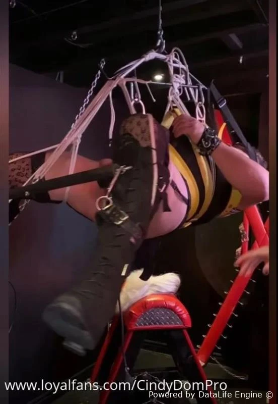 Well filled Suspension with Mistress Cindy SD  (2025 | MPEG-4)