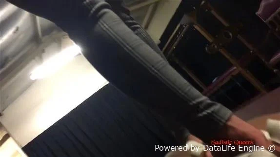 Squishysax - Miss Anna Elite - Flattened Under My Flip Flops with Sadistic Queens FullHD  (2025 | MPEG-4)