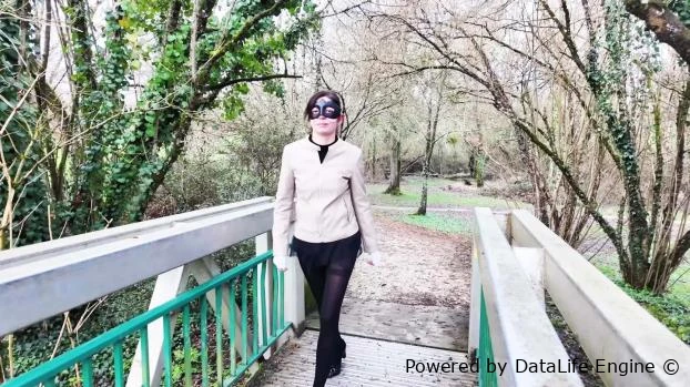 Venezia - Venezia, 35 years old, real estate agent in Poitiers! FullHD  (2026 | MPEG-4)